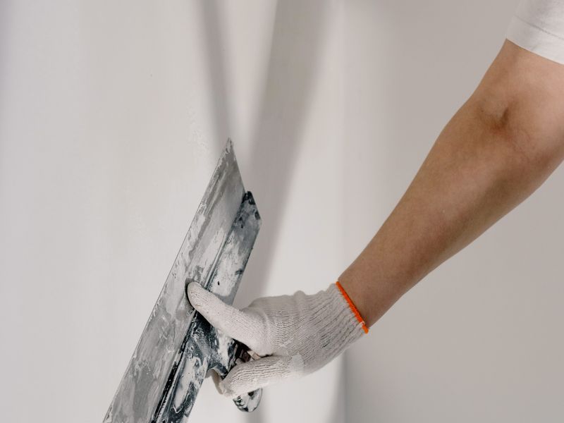 Wall and ceiling lining work with plasterboard installation